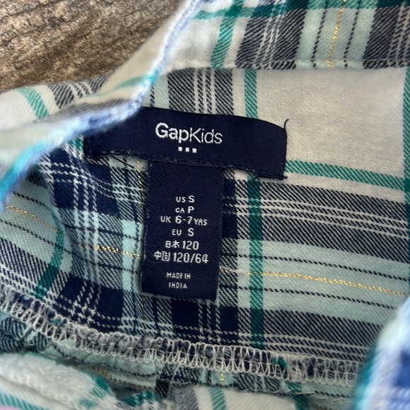 Gap plaid flannel - Picture 8 of 10